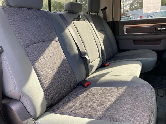 Photo of 2017 Bright White Clearcoat RAM 1500