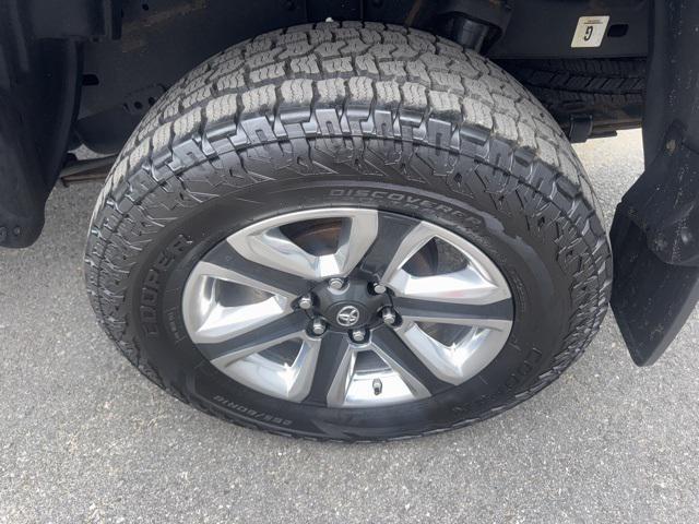 Photo of 2016 Black Toyota Tacoma