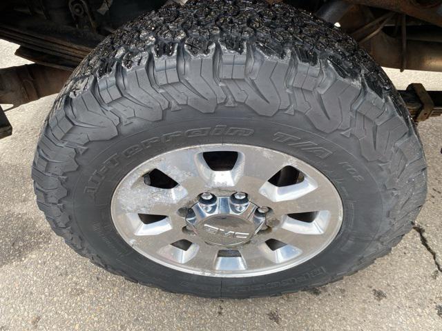 Photo of 2013 Quicksilver Metallic GMC Sierra 2500