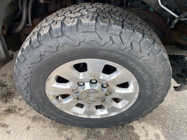 Photo of 2013 Quicksilver Metallic GMC Sierra 2500