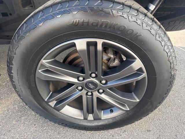 Photo of 2022 Carbonized Gray Metallic Ford F-150