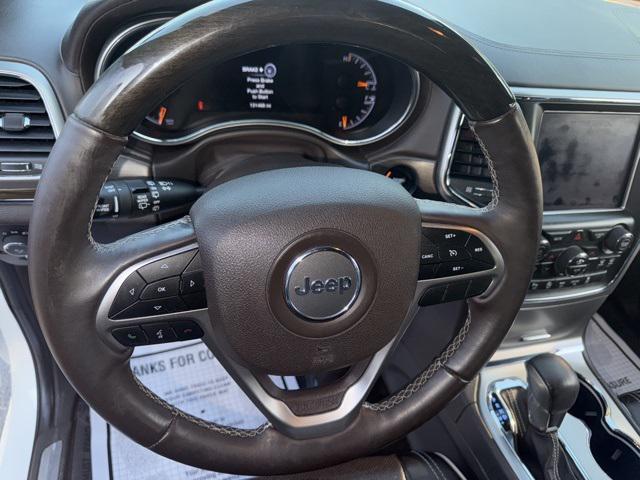 Photo of 2018 Bright White Clearcoat Jeep Grand Cherokee