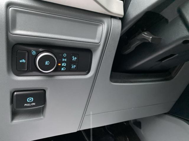 Photo of 2021 Oxford White Ford F-150