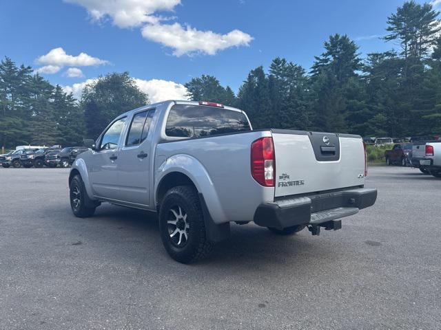 Photo of 2017 Brilliant Silver Nissan Frontier