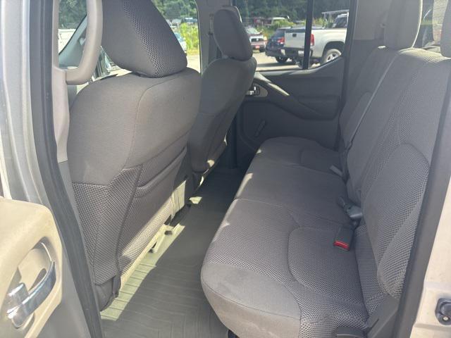 Photo of 2017 Brilliant Silver Nissan Frontier
