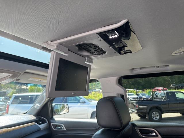 Photo of 2016 White Frost Tricoat GMC Yukon