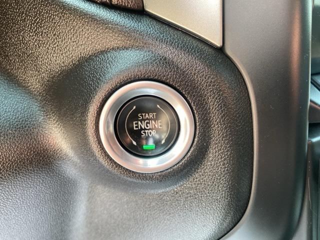 Photo of 2021 Black Chevrolet Silverado 1500