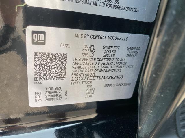 Photo of 2021 Black Chevrolet Silverado 1500