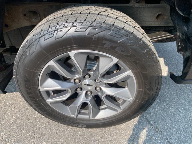 Photo of 2021 Black Chevrolet Silverado 1500