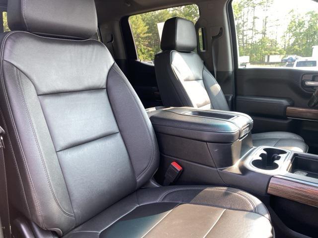 Photo of 2021 Black Chevrolet Silverado 1500
