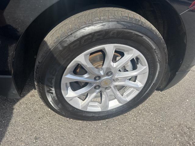 Photo of 2019 Mosaic Black Metallic Chevrolet Equinox