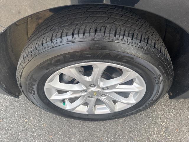 Photo of 2019 Mosaic Black Metallic Chevrolet Equinox