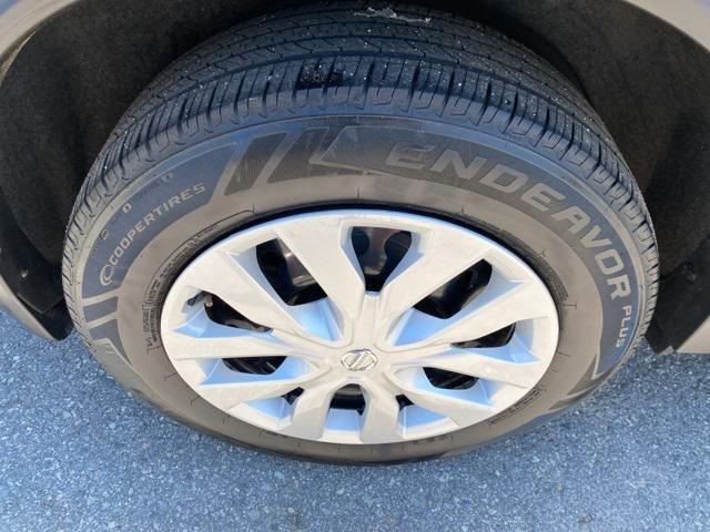 Photo of 2018 Gun Metallic Nissan Rogue