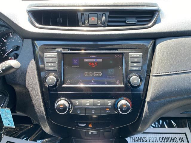 Photo of 2018 Gun Metallic Nissan Rogue