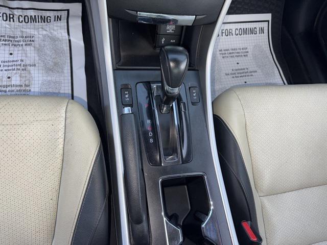 Photo of 2015 White Honda Accord