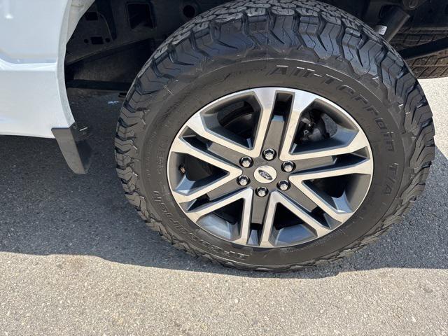 Photo of 2022 White Ford F-150