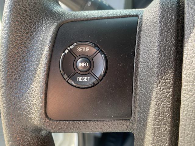 Photo of 2015 Oxford White Ford F-250