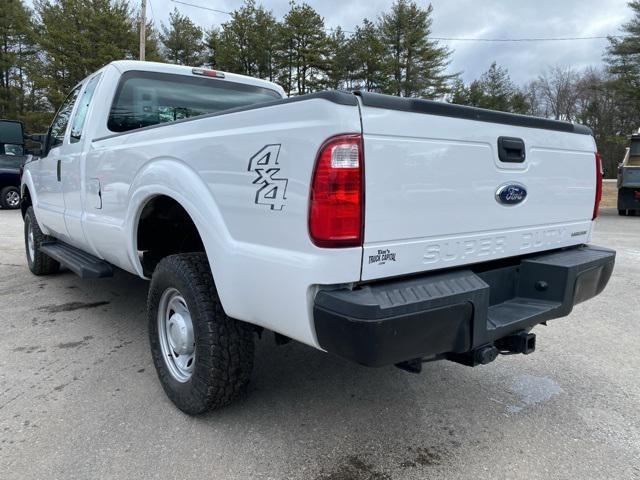 Photo of 2015 Oxford White Ford F-250
