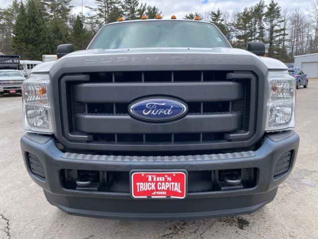 Photo of 2015 Oxford White Ford F-250