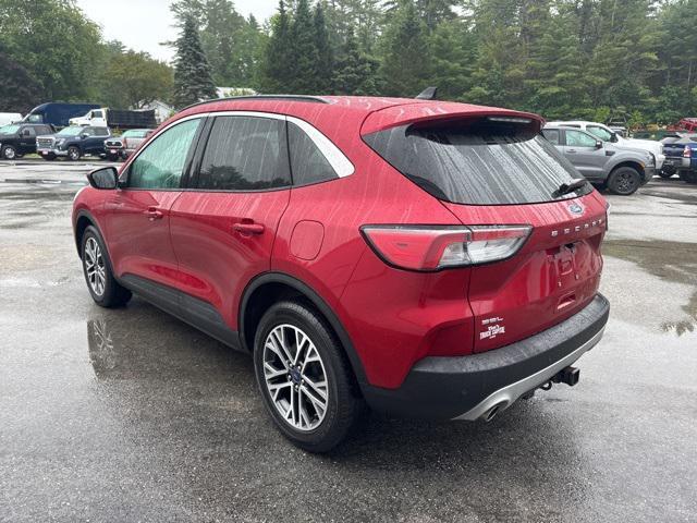 Photo of 2020 Red Ford Escape