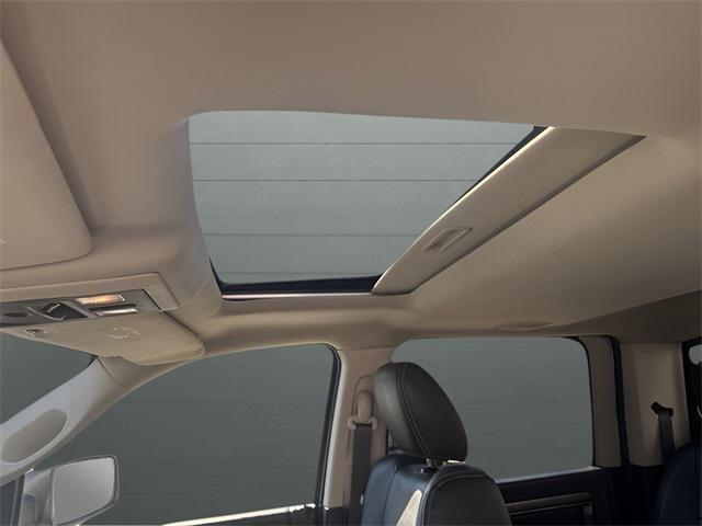 Photo of 2015 Bright White Clearcoat RAM 1500