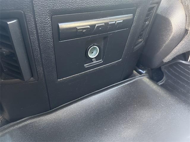 Photo of 2015 Bright White Clearcoat RAM 1500