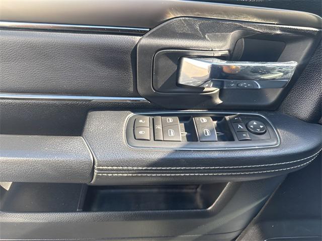 Photo of 2015 Bright White Clearcoat RAM 1500