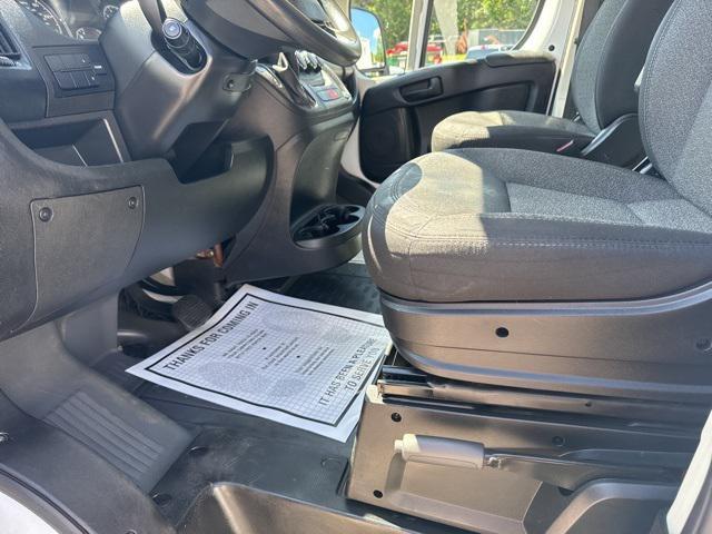 Photo of 2019 Bright White Clearcoat RAM ProMaster 2500