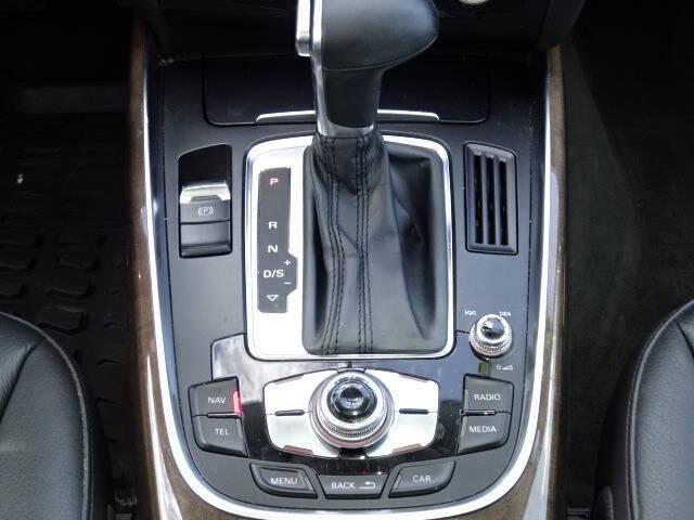 Photo of 2016 Blue Audi Q5