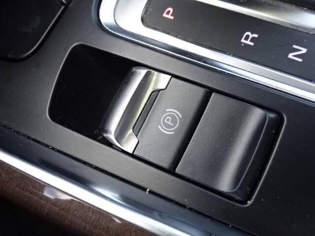 Photo of 2016 Blue Audi Q5