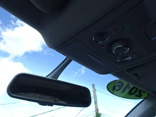 Photo of 2016 Blue Audi Q5