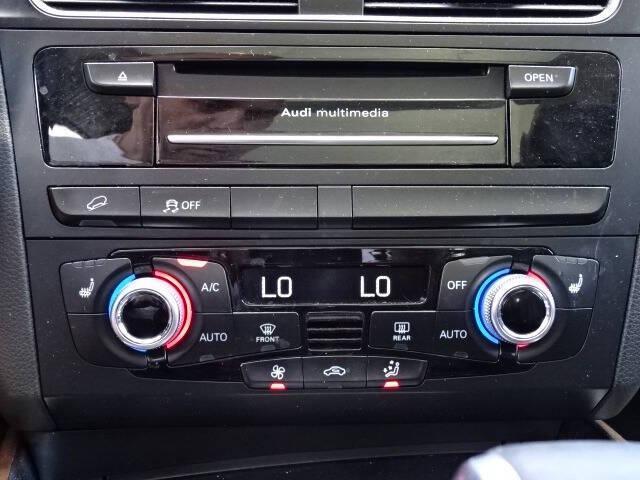Photo of 2016 Blue Audi Q5