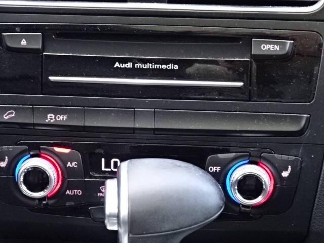 Photo of 2016 Blue Audi Q5