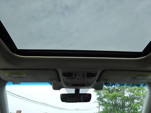 Photo of 2018 Crystal White Pearl Subaru Outback