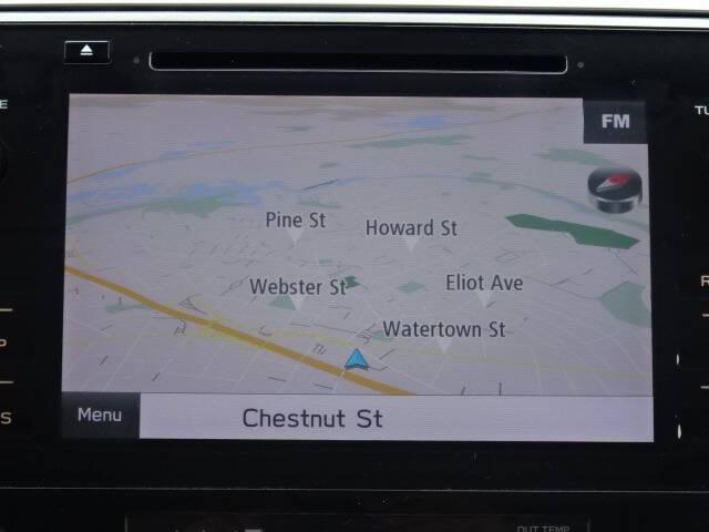 Photo of 2018 Crystal White Pearl Subaru Outback