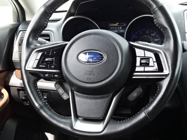 Photo of 2018 Crystal White Pearl Subaru Outback