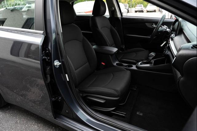 Photo of 2020 Gravity Grey Kia Forte