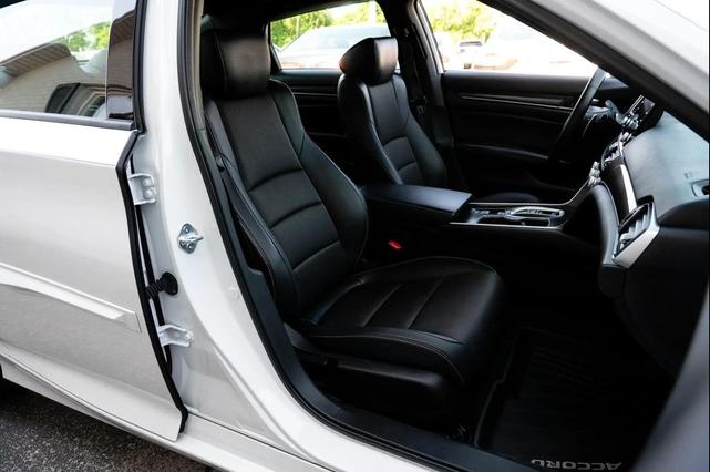Photo of 2022 Platinum White Pearl Honda Accord Hybrid