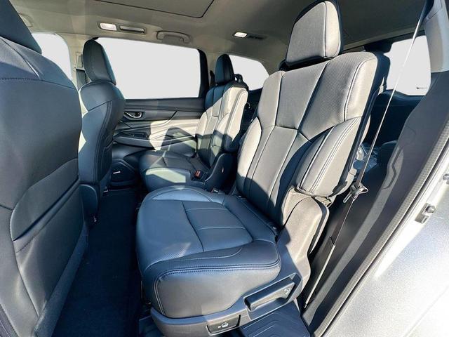 Photo of 2025 Ice Silver Metallic Subaru Ascent
