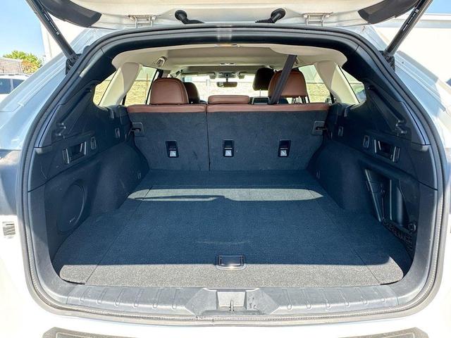 Photo of 2022 Crystal White Pearl Subaru Outback