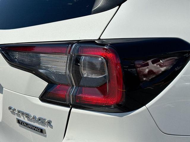Photo of 2022 Crystal White Pearl Subaru Outback
