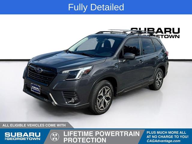 Photo of 2022 Magnetite Gray Metallic Subaru Forester