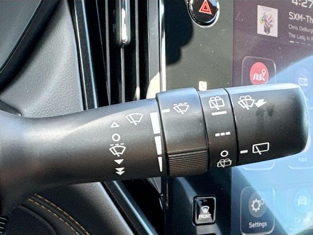 Photo of 2025 Crystal Black Silica Subaru Outback