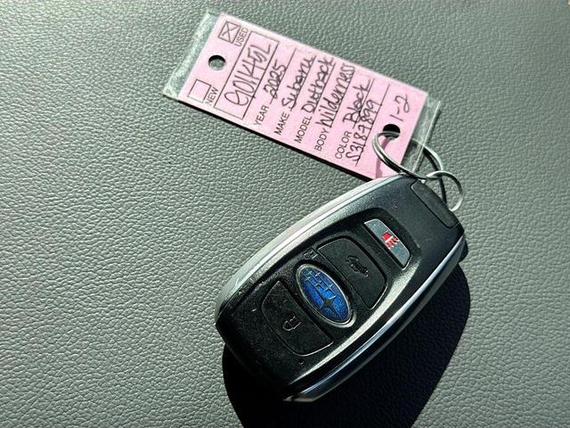 Photo of 2025 Crystal Black Silica Subaru Outback