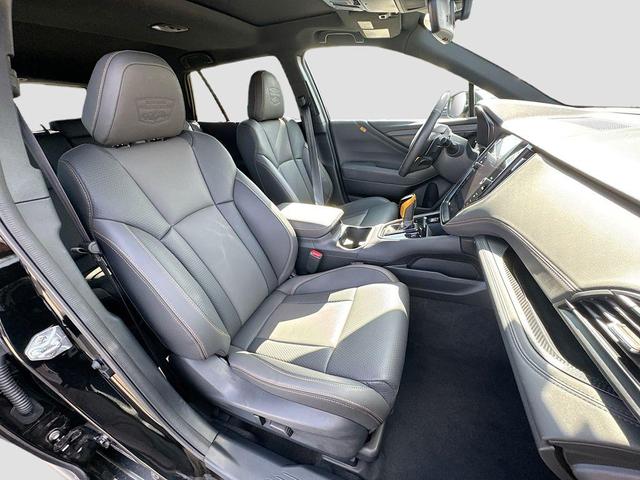 Photo of 2025 Crystal Black Silica Subaru Outback