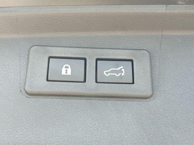 Photo of 2025 Crystal Black Silica Subaru Outback