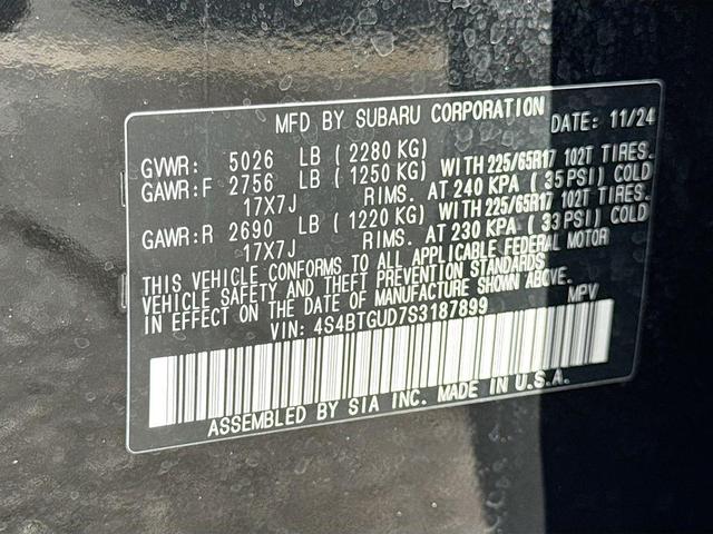 Photo of 2025 Crystal Black Silica Subaru Outback