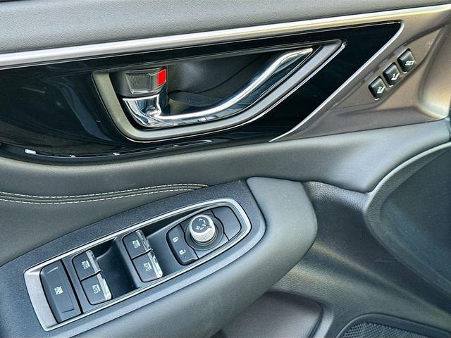 Photo of 2025 Magnetite Gray Metallic Subaru Outback