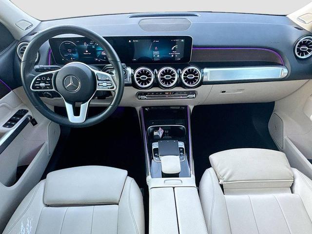 Photo of 2020 White Mercedes-Benz GLB 250