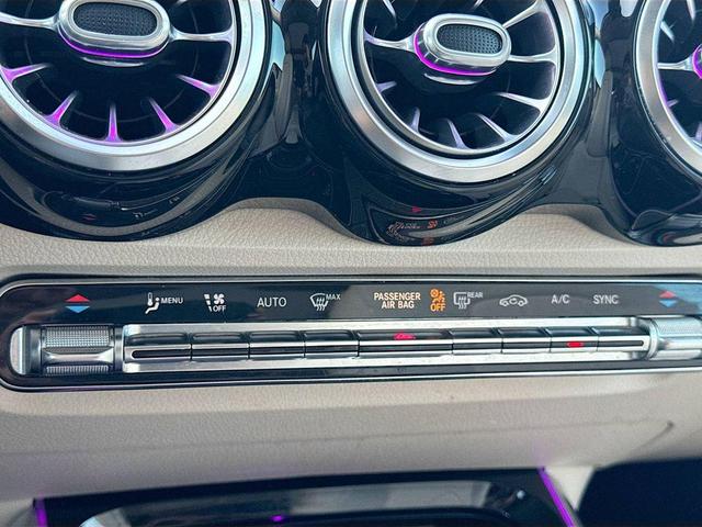 Photo of 2020 White Mercedes-Benz GLB 250